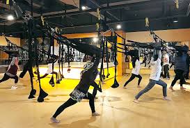 Последние твиты от celebrity fitness uk (@celebfitnesstv). Melawan Gravitasi Dengan Floating Yoga Di Celebrity Fitness Penasumatera