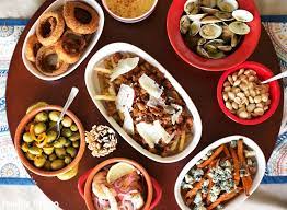 Last week i threw a little tapas dinner party and it was sooo much fun. Tapas Party Tapas Dinner Tapas Recipes