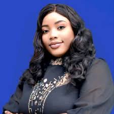 When I shared my story with @taylenbiggs, I told her I didn't start out  with a mic or a record deal. I wasn't a rapper. But I did love the world of