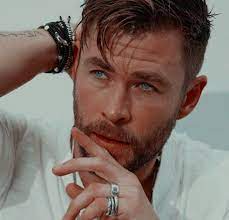 Pin By Captain Granger On Icons Mens Bracelet Chris Hemsworth Fashion