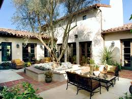 Jun 30, 2021 · separate but connected outdoor rooms at this arizona patio home show just how much usable space can be created in a backyard. 150 Arizona Inspire Ideas In 2021 Mediterranean Homes House Exterior Spanish House