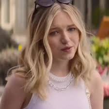 Lola Coming Back Fuller House