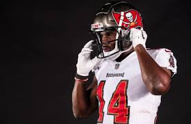 Tampa Bay Buccaneers Unveil New Uniforms Chris Creamer S Sportslogos Net News New Logos And New Uniforms News Ph In 2020 Tampa Bay Buccaneers Tampa Bay Buccaneers