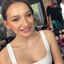 13 Anastasia Bampos ideas