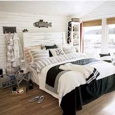 15 Ecstatic Beach Themed Bedroom Ideas Rilane We Aspire To Inspire Beach Style Bedroom Beach House Interior Design Nautical Decor Bedroom