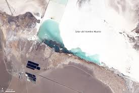 Fichier:Lithium mine, Salar del Hombre Muerto, Argentina.jpg — Wikipédia