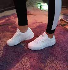 Důkazem na to je nejen vysoká popularita názvu air force, ale také výsledky prodeje. Puma Cali Vs Carina Promotions