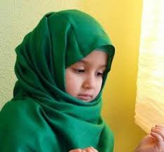 يَا زَكَرِيَّا إِنَّا نُبَشِّرُكَ بِغُلَامٍ اسْمُهُ يَحْيَى لَمْ نَجْعَل لَّهُ مِن قَبْلُ سَمِيًّا (7). Arti Nama Bayi Perempuan Islam Modern Terbaik Awalan Huruf A Z Lengkap