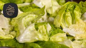 Du brauchst einfach nur honig, senf, zitronensaft, öl und ein paar gewürze zu vermengen und schon ist dein salatdressing fertig. Salatdressing Essig Ol Dressing Selber Machen Perfekt Fur Grunen Salat Youtube