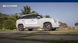 Hyundai alcazar has been developed to personify reliability and indulgence while drawing its inspiration from the royal lineage of castles and palaces, denoting grandeur, spaciousness and solidity. Hyundai Alcazar 7 Seater Suv Camouflaged Youtube