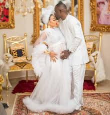 Following the success of oronbo & sabadasa, nollywood actress lizzy anjorin released the most anticipated song tittled owo (money) which she featured pasuma & qdot. Actress Lizzy Anjorin Husband Announce Names Of Their Baby Video