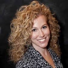 Lynnette Bauer's Instagram, Twitter & Facebook