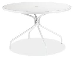 So make sure you find best material which is you can see from the photo gallery above, how the patio table with umbrella hole design and material that will be more than only decorative. Modern Outdoor Dining Tables Room Board