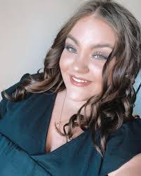 Shelby Grover's Instagram, Twitter & Facebook