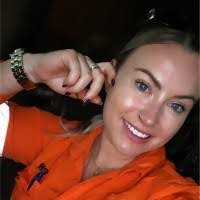 Melissa Cossey's Instagram, Twitter & Facebook