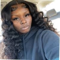 Juliana Nelson's Instagram, Twitter & Facebook