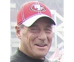 Kim Clanton's Instagram, Twitter & Facebook