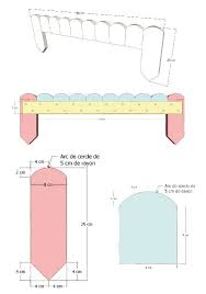 Fabriquer Une Bordure De Jardin Avec Du Bois De Palette En 2020 Bordure Jardin Bois Bordure De Jardin Amenagement Jardin