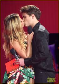 He's All That' Stars Addison Rae & Tanner Buchanan Kiss At MTV Movie & TV  Awards 2021!: Photo 1312047