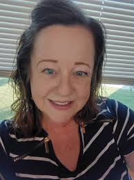 Thanks for the add! I'm Jesi and promised myself I would get to know more  people in the St Louis area this year. I'm 49 and originally from NW WI.