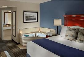 Wasnt the room i've expected, but the hotel has no flexibility to change room! 11 Hotels With Jacuzzi In Room In Massachusetts Boston Cape Cod