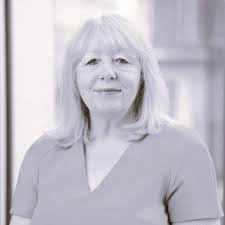 Barbara Firth's Instagram, Twitter & Facebook