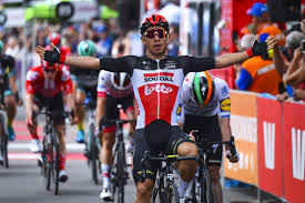 Caleb ewan logra su segundo triunfo en el tour en la 11ª etapa. More Sports Memorabilia Tour Down Under Caleb Ewan Signed Tour De France Cycling Card Bike Grand Tour Cycling Memorabilia