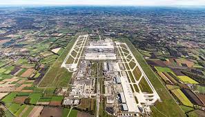 Der flughafen münchen besitzt einen großzügigen shopping & gastronomie bereich. Newsroom Munich Airport