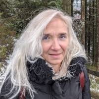 7 "Claudia Comar" profiles