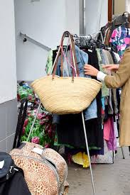Noch niemals zuvor einen so unfreundlichen, sich wichtig machenden ,,parkwächter erlebt. Vintage Love Flohmarkt Termine 2020 Fur Die Rhein Neckar Region Unterfreundenblog