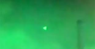The object at first looks like a chinese lantern, but i notice that it has no bering candle and no round. Leaked Footage Of Pyramid Shaped Ufos Is Real Pentagon Says National Globalnews Ca