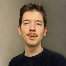 Elisa Giannelli (@EliGiannelli)