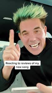 Sean Stevens's Instagram, Twitter & Facebook