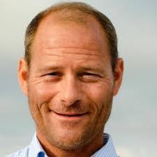 Kevin Hansel's Instagram, Twitter & Facebook