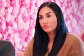 Couple apologizes after confronting man over 'Black Lives Matter' chalk in  front of his home