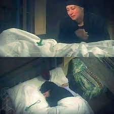 Classic - الله يرحمك يا نعمة يا أميرة.. يا بنت الناس الطيبين يا نعمة ياعِشرتى الحلوة يا نعمة.. خلاص يا اختي ! خلاص ! لا أنيس ولا جليس ! عِدمت