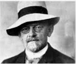 Surveyability” in Hilbert, Wittgenstein and Turing