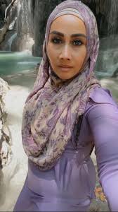 Hi. Is there somebody who was in Sumbawa or has some informations for me?  We want to go from Lombok to Sumbawa and from Sumbawa to Moyo island. How  can i get