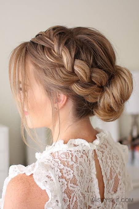 The french braid, pulled loose so it stands out combined with a low bun is a great style to have in your beauty routine. I love it for everyday but it's also