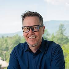 Sean Leggett's Instagram, Twitter & Facebook