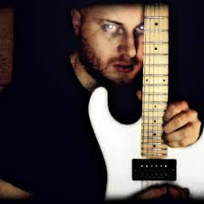 Stream Danny Peel music