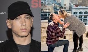 Ant stogo susižadėjo Eminemo dukra Alaina Scott