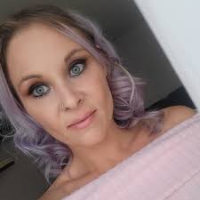 Poly gel nail products and their pros and cons