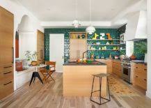 trendy colorful kitchen backsplashes