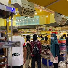 Customers can have an order by online or go to stall at mydin hypermarket, at bukit jambul, penang. Jeruk Madu Pak Ali Snack Place