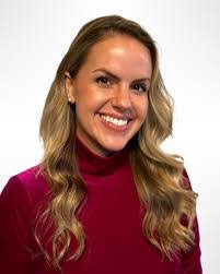 Lisa Davila's Instagram, Twitter & Facebook