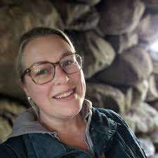 Stay at home moms How do you manage to stay home all day every day and stay  sane? My first kiddo was a breeze but now my second and I just want