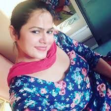 Mandeep Kaur's Instagram, Twitter & Facebook