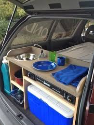 mini inbouwkeuken wagen met gasvuur watervoorziening en tafeltje campingkeuken camper truck camper