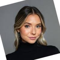 Olivia Tighe's Instagram, Twitter & Facebook